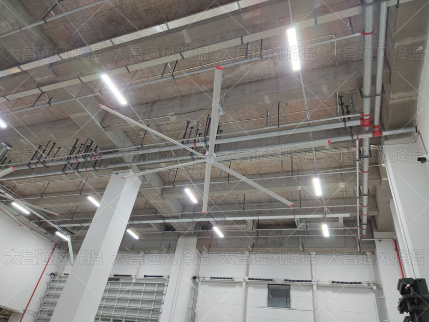 工業(yè)大風扇安裝的工廠越來越多？它有什么使用效果呢