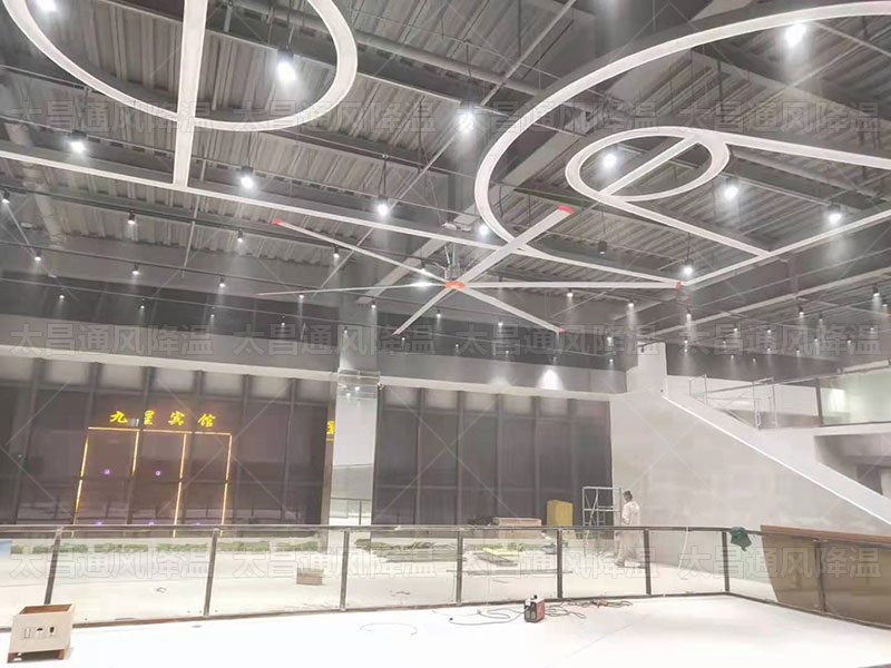 健身房用什么設(shè)備降溫比較合適？這款設(shè)備你一定要知道！