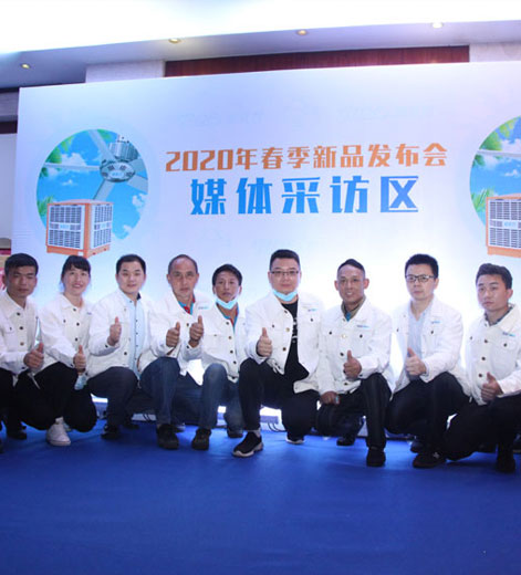 大型車間采用負(fù)壓風(fēng)機(jī)和環(huán)?？照{(diào)通風(fēng)降溫的特點(diǎn)